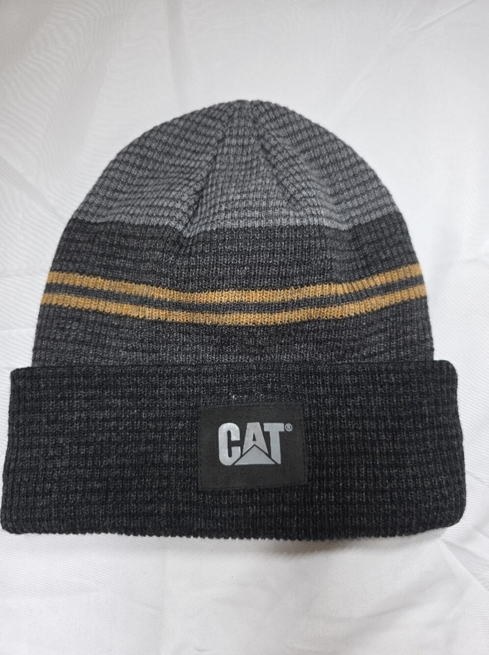 CAT Men's Gray & Gold Striped Ribbed Cuffed Beanie One Size